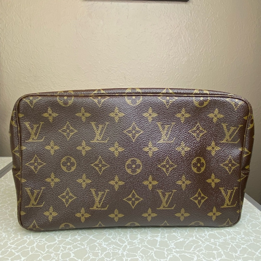 Louis Vuitton Vintage Monogram Trousse 28 - Picture 12 of 12